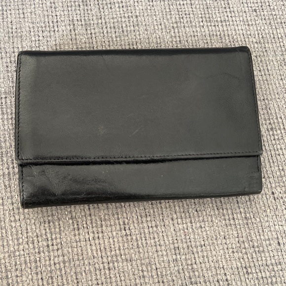 Danier Handbags - Danier leather tri fold wallet with change pocket
